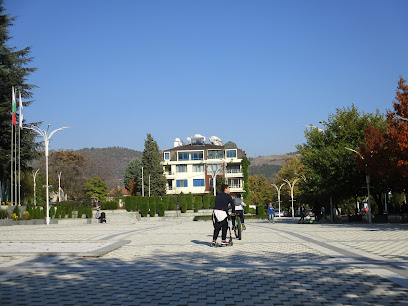 AF1QipPUrA4UC6V_eN0Q-qgmb8cWXwsoR38mlPDplt8lw408-h306-k-no.jpg